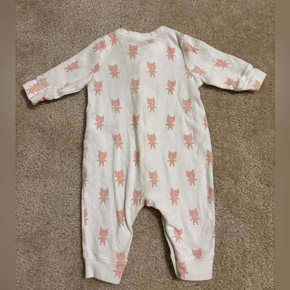 GAP Baby LOT Cream Fleece Hoodie and Onesie - Picture 9 of 9